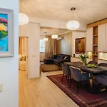 Krum Khan Centre Apartment