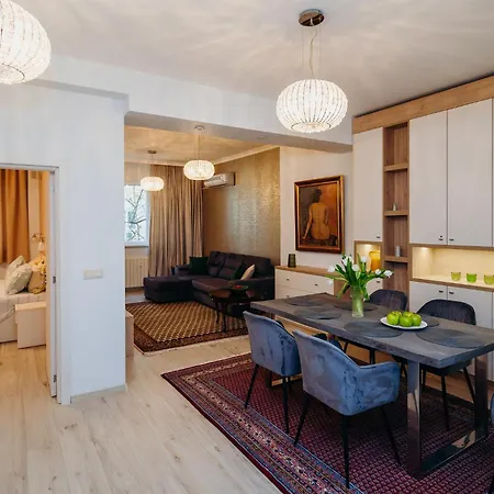 Krum Khan Centre Apartment